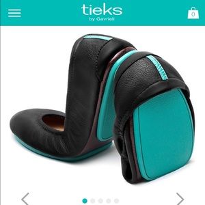 Matte Black Tieks size 10